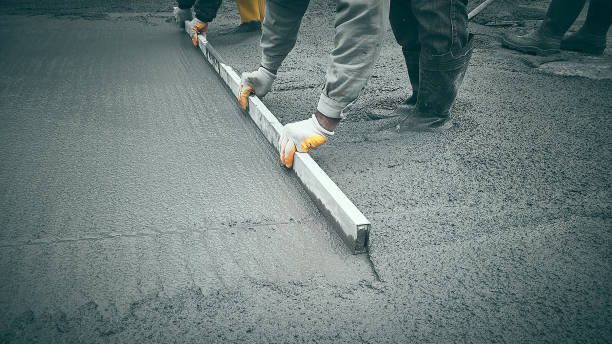 Best Custom Concrete Contractor  in Williamsburg, VA